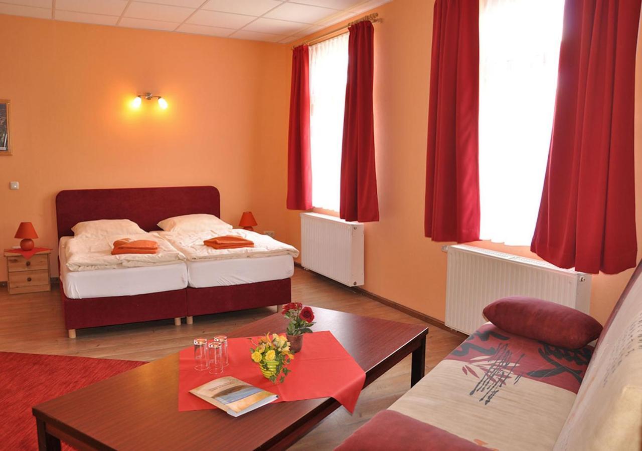 Pension Haus Saarland Oberhof  Εξωτερικό φωτογραφία